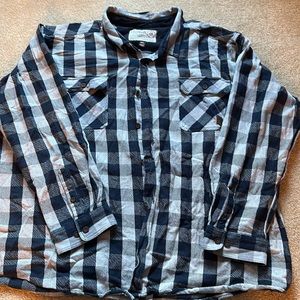 Navy blue and gray flannel shirt. Legendary Whitetails. Size 4XL.